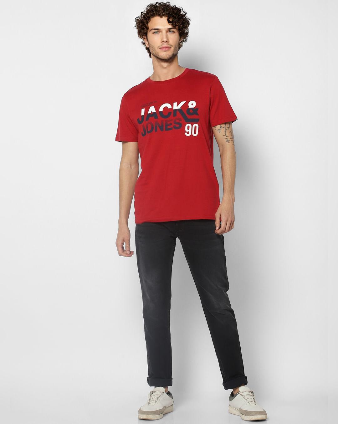 red graphic print crew neck t-shirt