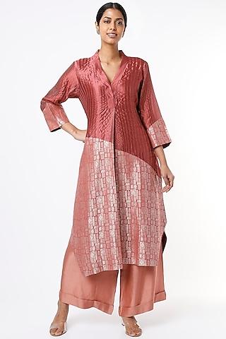red & pink color blocked kurta set in silk