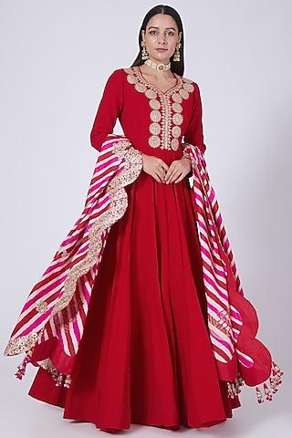 red anarkali with leheriya dupatta