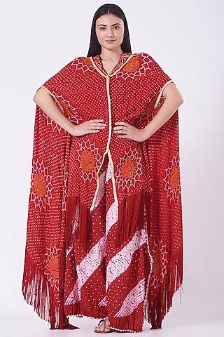 red bandhani cape