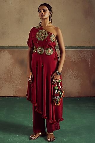 red bemberg silk thread embroidered one-shoulder kurta set