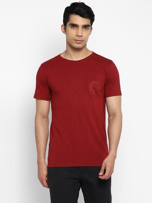 red chief maroon regular fit solid t-shirt
