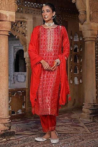 red dola silk jacquard weave bandhani printed kurta set