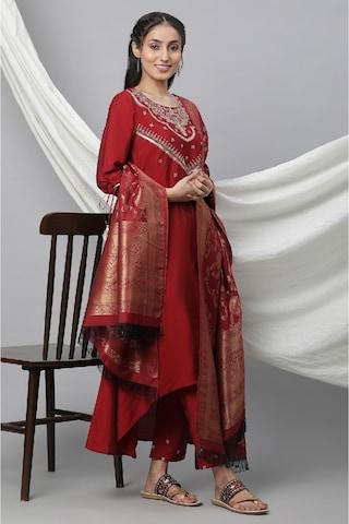 red embroidered ethnic 3/4th sleeves round neck women regular fit  pant kurta dupatta set