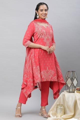 red embroidered ethnic 3/4th sleeves round neck women regular fit pant kurta dupatta set