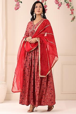 red muslin printed gown with dupatta