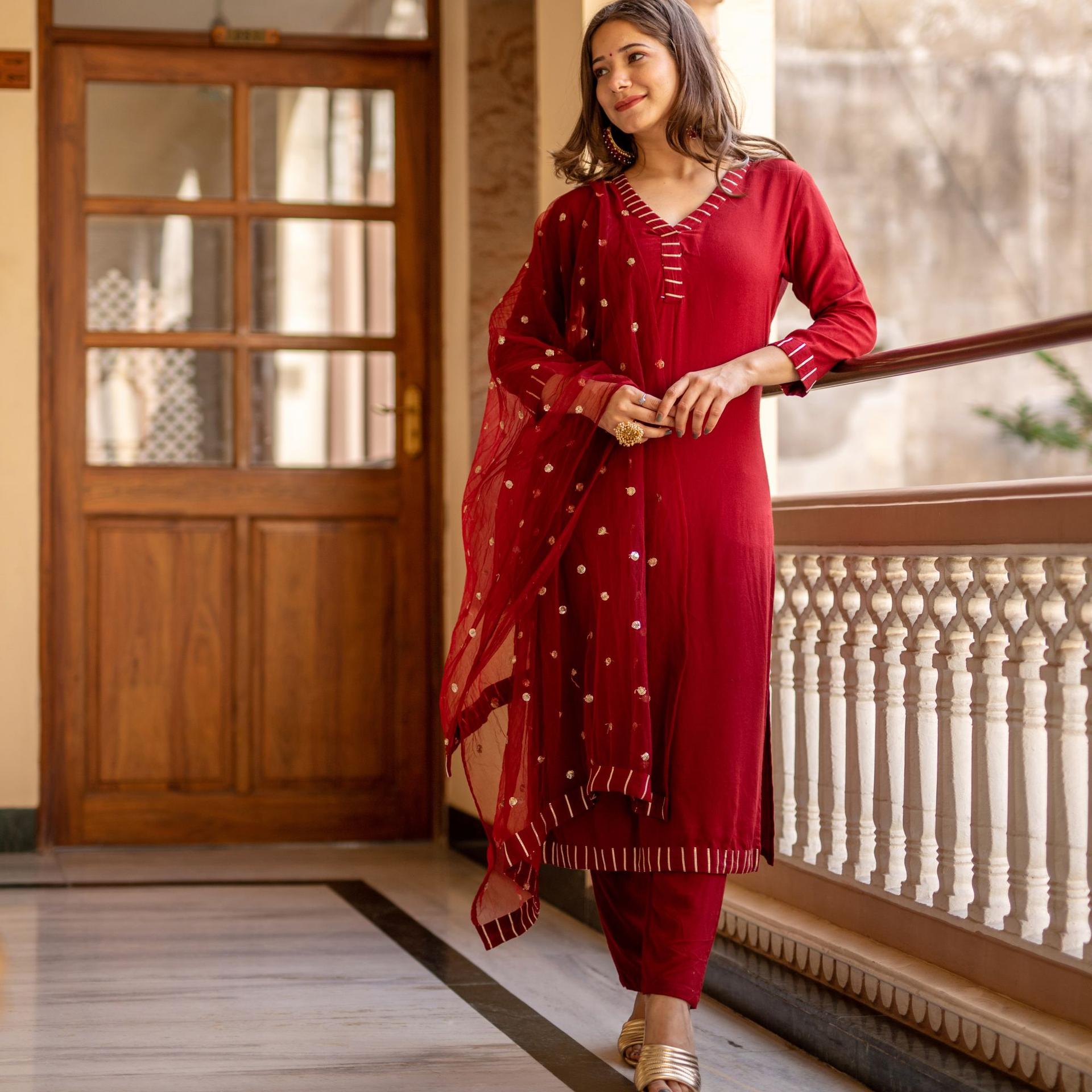 red net duppata straight suit set