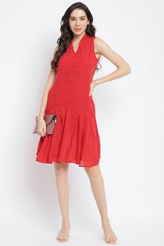red pleated v neck casual knee length sleeveless women regular fit dress