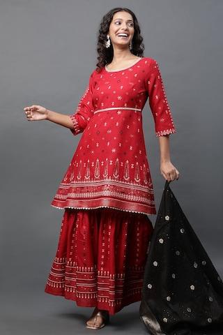 red print ethnic 3/4th sleeves round neck women regular fit kurta sharara dupatta set