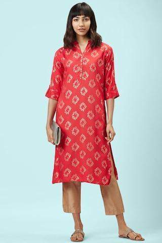 red print ethnic mandarin 3/4th sleeves calf-length women regular fit kurta