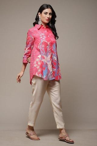 red printed casual 3/4th sleeves regular collar women straight fit shirt