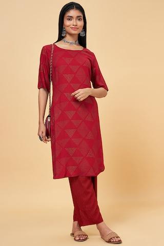 red printed ethnic round neck half sleeves calf-length women regular fit kurta pant set
