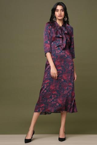 red printed tie-up neck formal calf-length 3/4th sleeves women flared fit dress