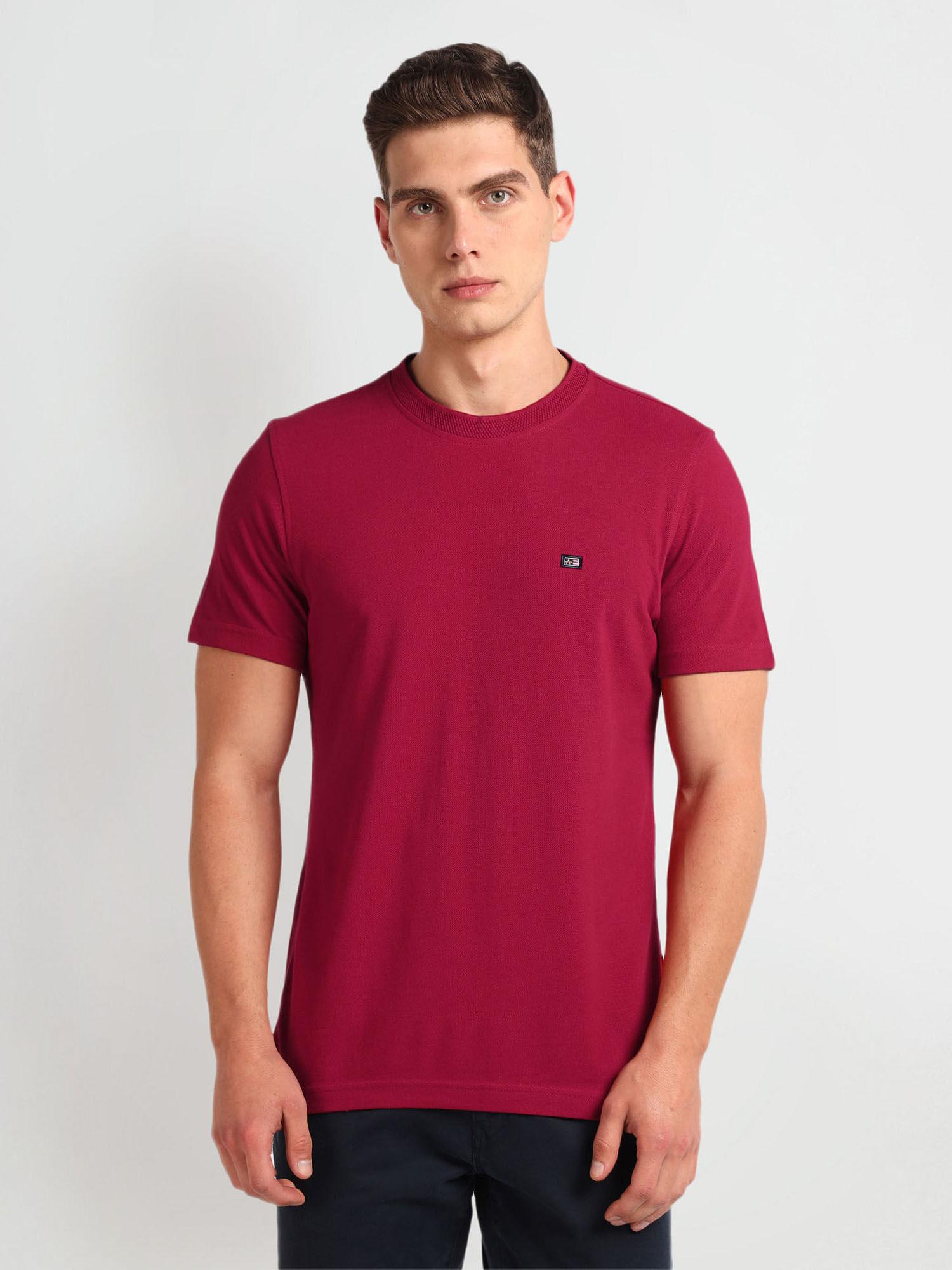 red regular fit solid t-shirt