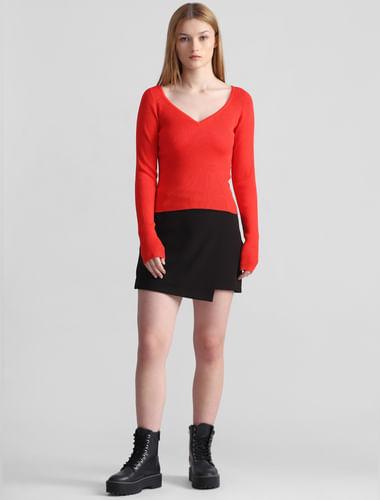 red ribbed pullover