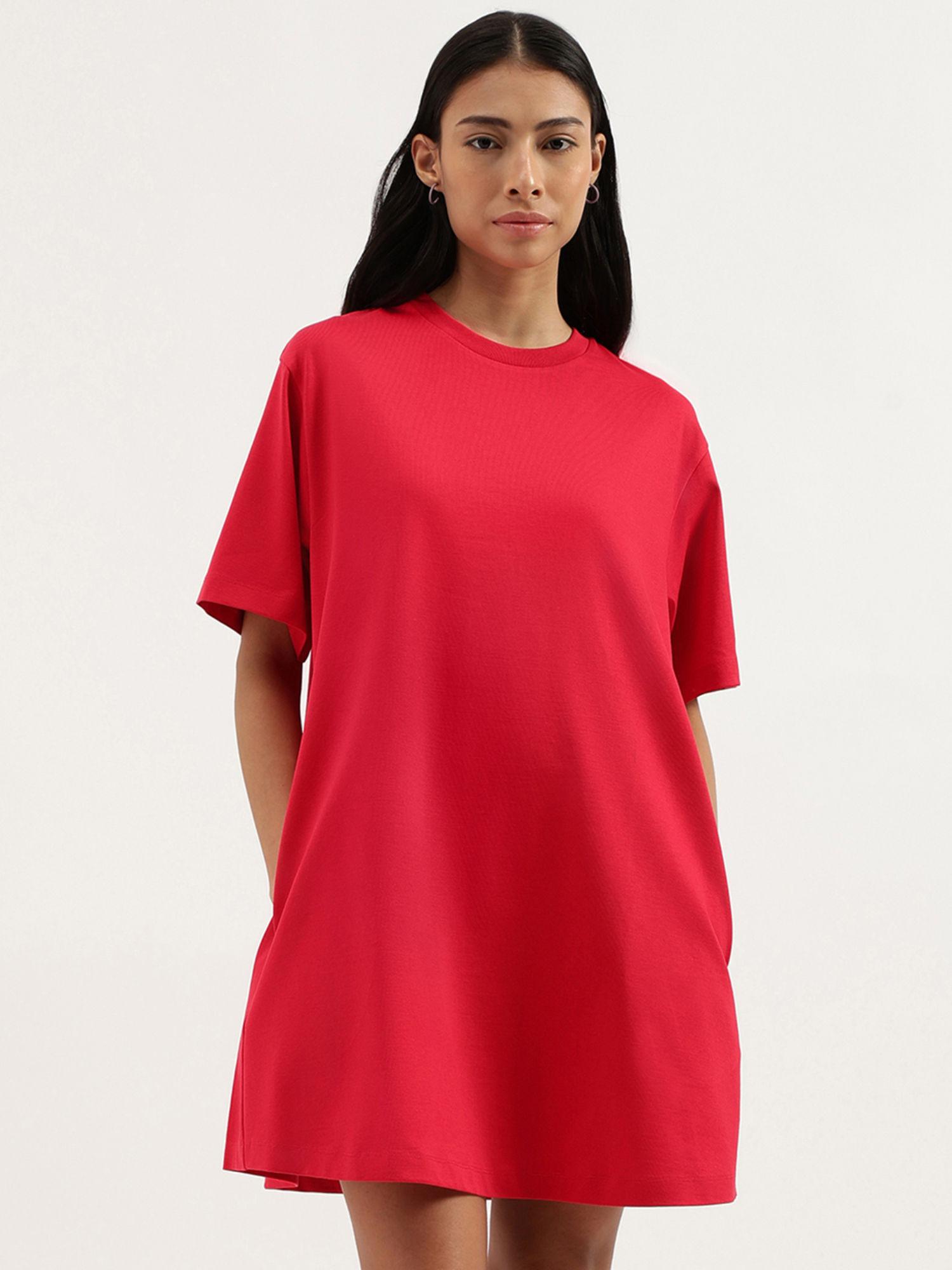 red round neck solid dress