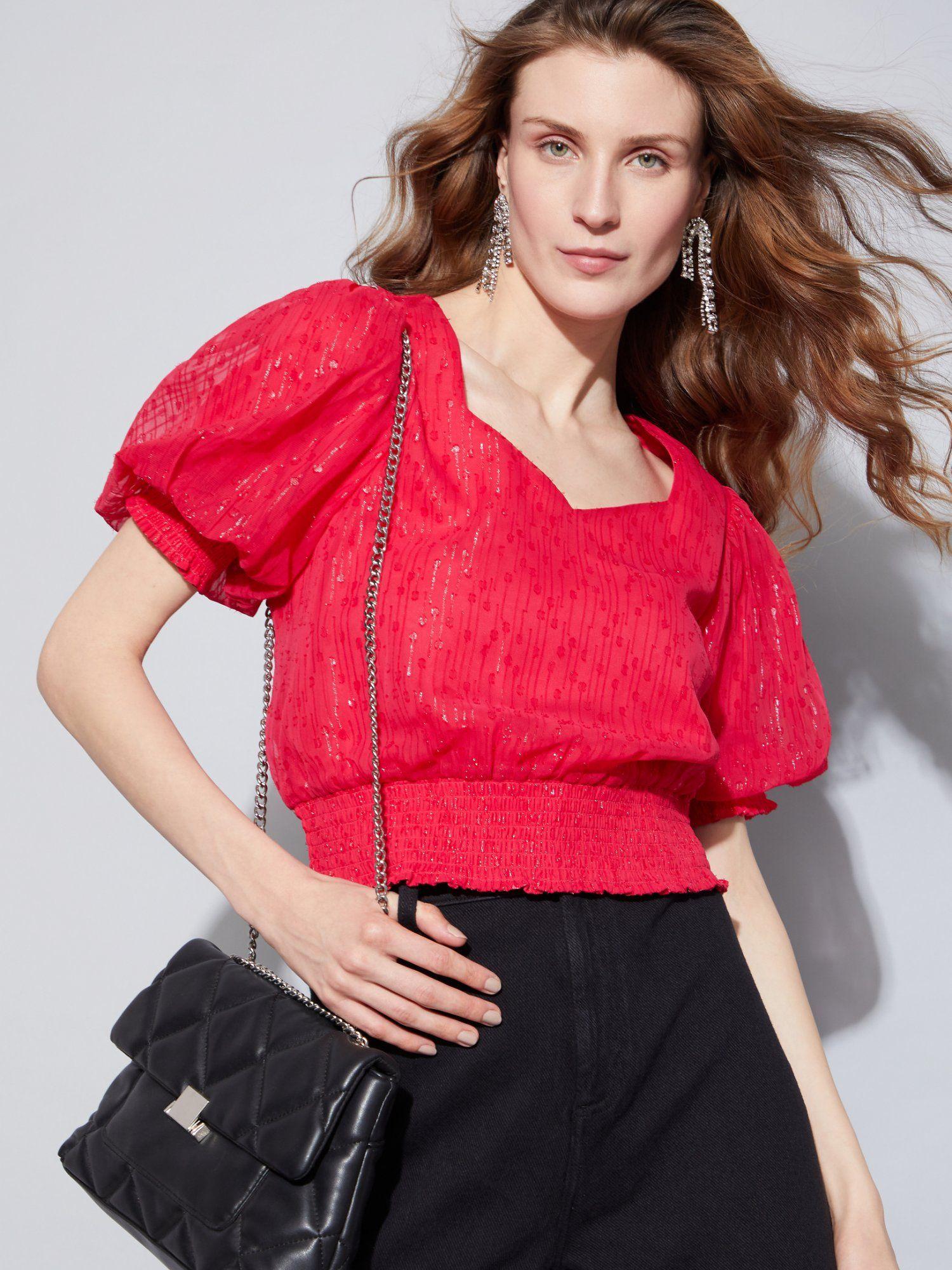 red shimmer short top