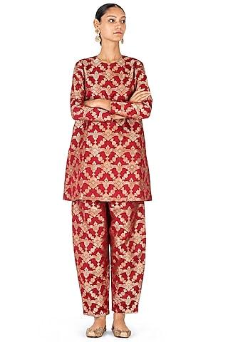 red silk brocade floral jaal short kurta set