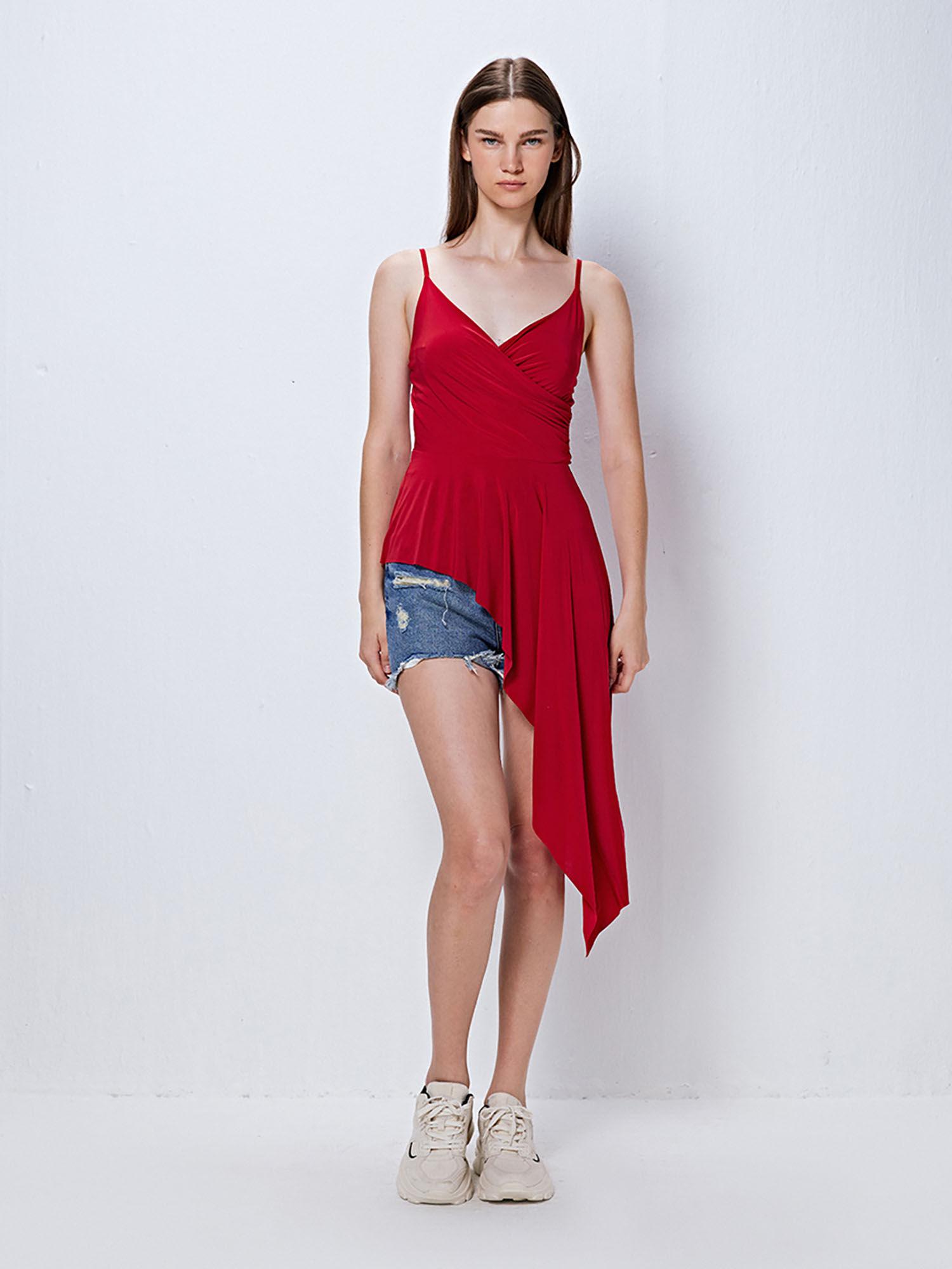 red solid shoulder straps top