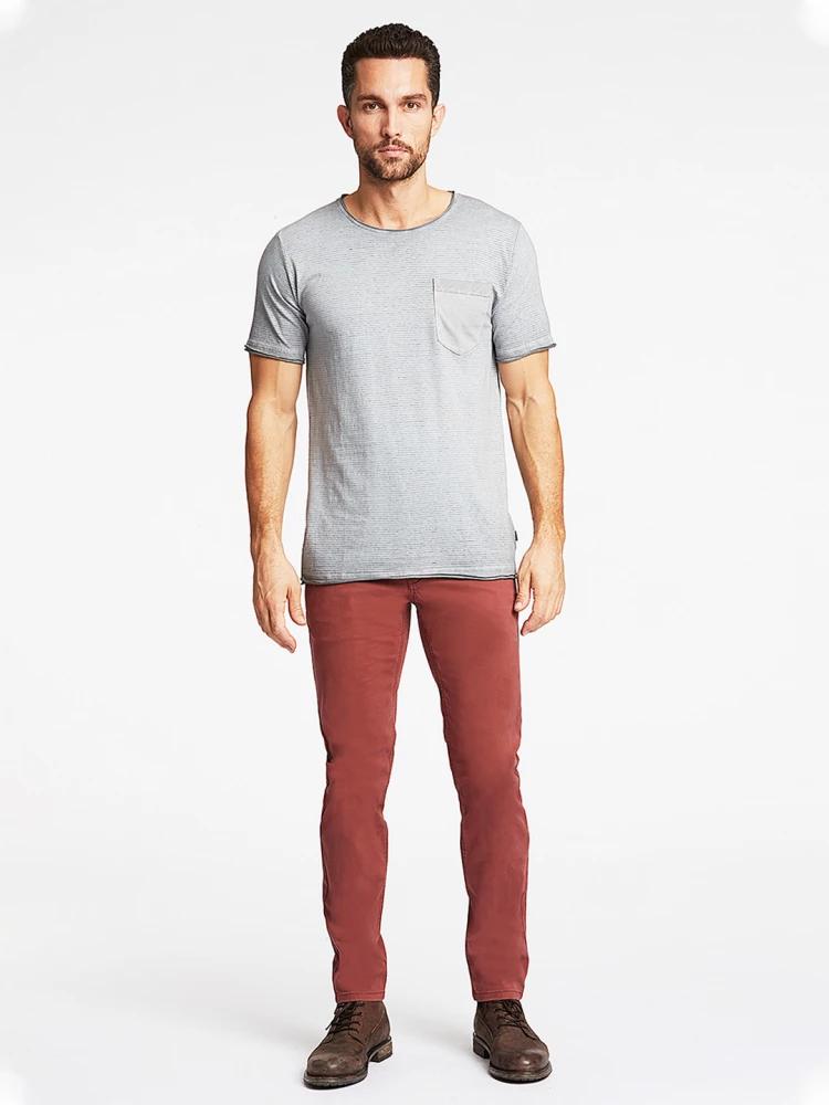 red solid slim fit trouser