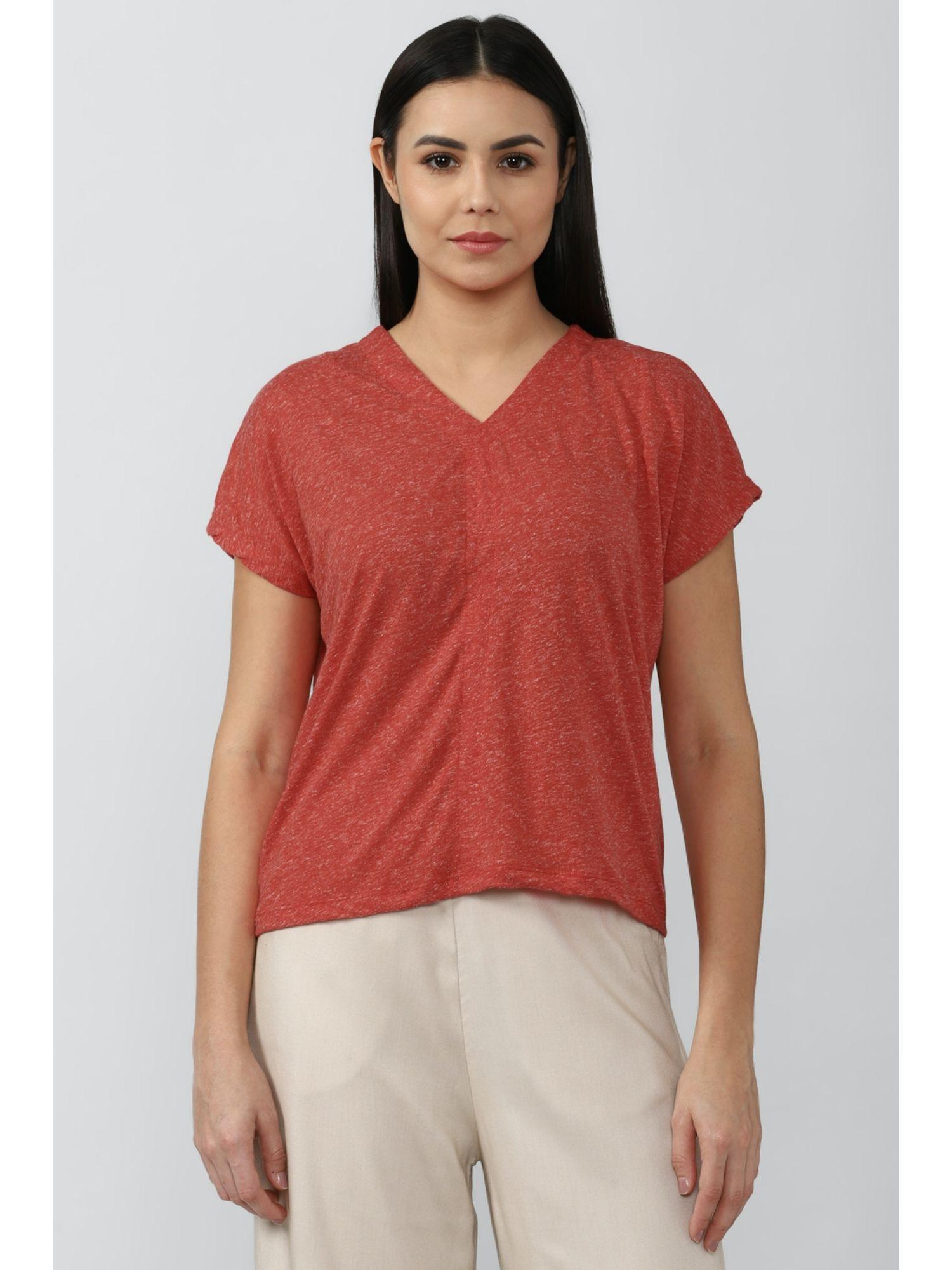 red t-shirt textured