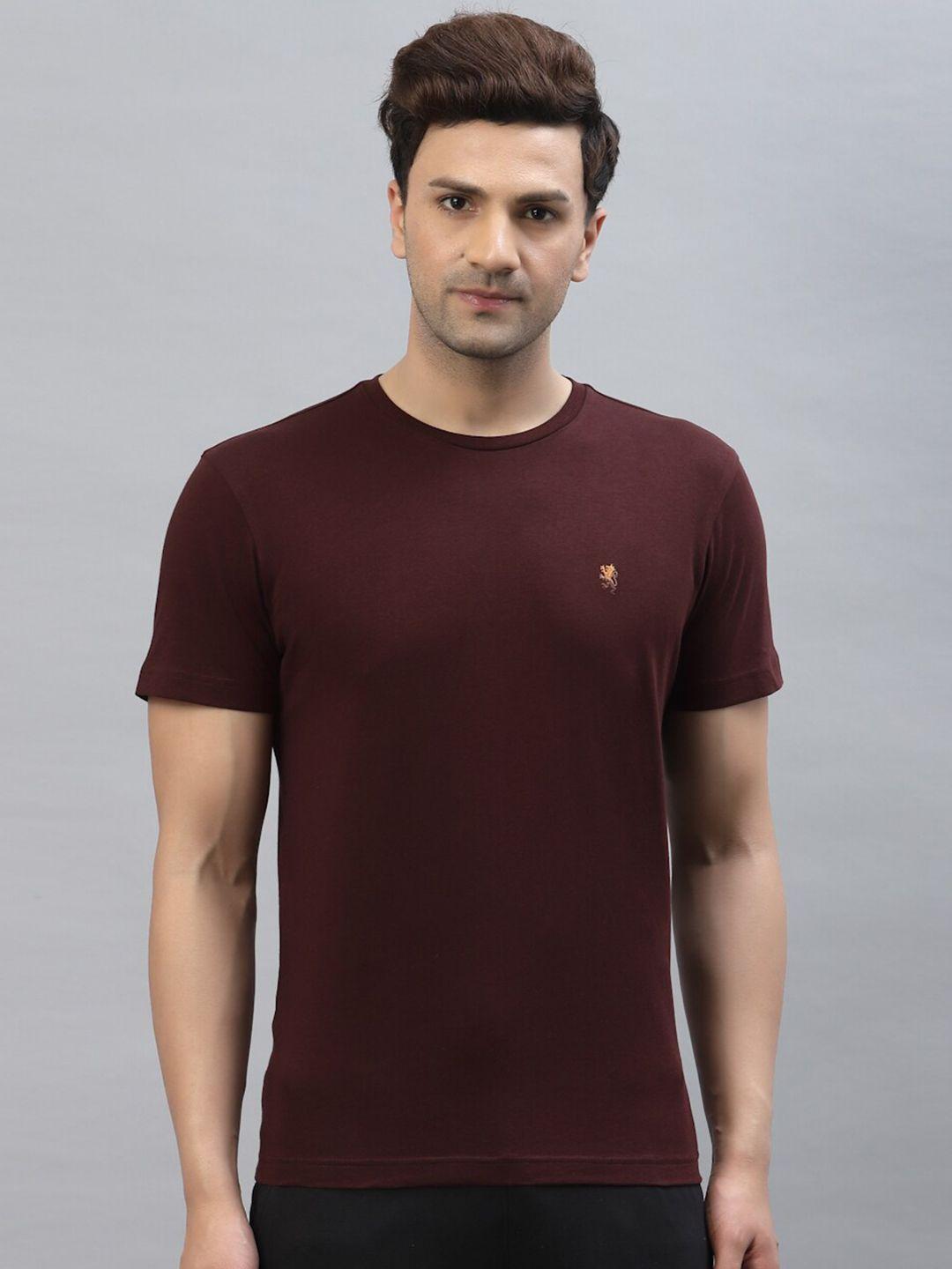 red tape men maroon solid t-shirt