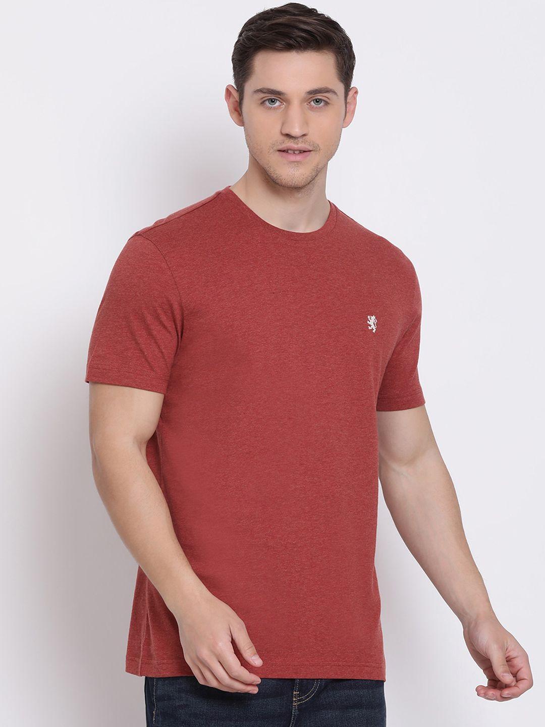 red tape men rust solid round neck t-shirt