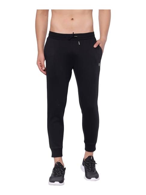 red tape mopboard black  regular fit joggers