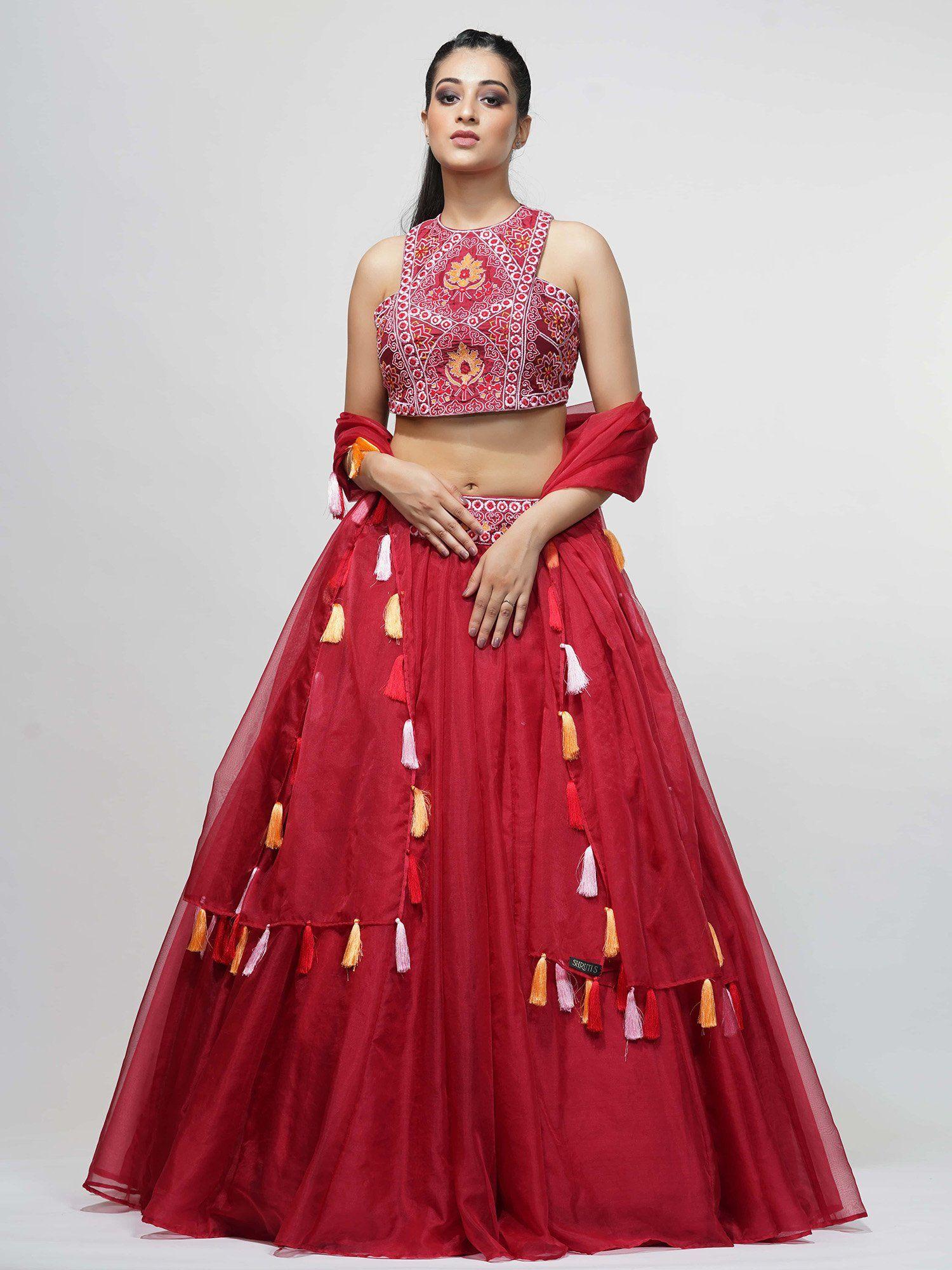 red thread work lehenga (set of 3)