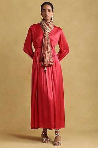 red viscose satin chiffon dress with scarf