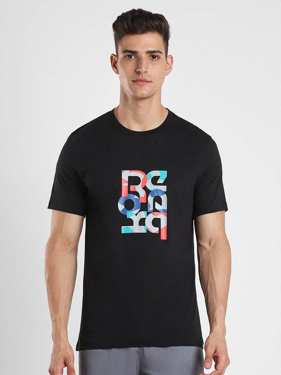 reebok men workout graphic-printed pure-cotton t-shirts