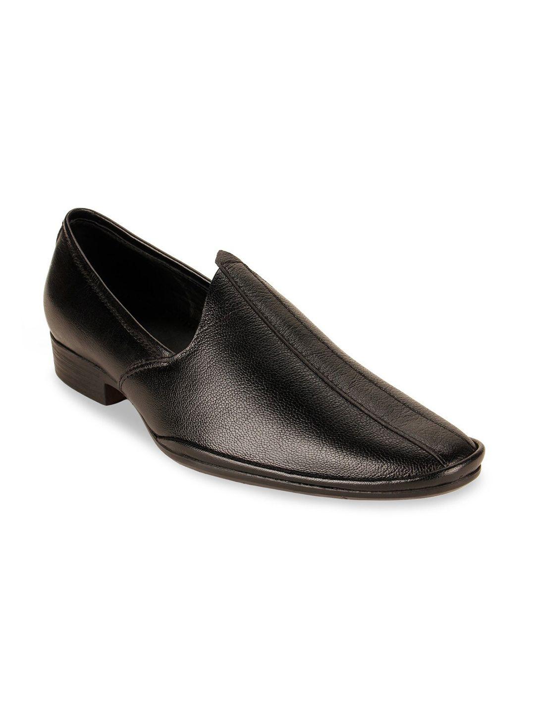regal-men-black-ethnic-leather-kolhapuri-sandals