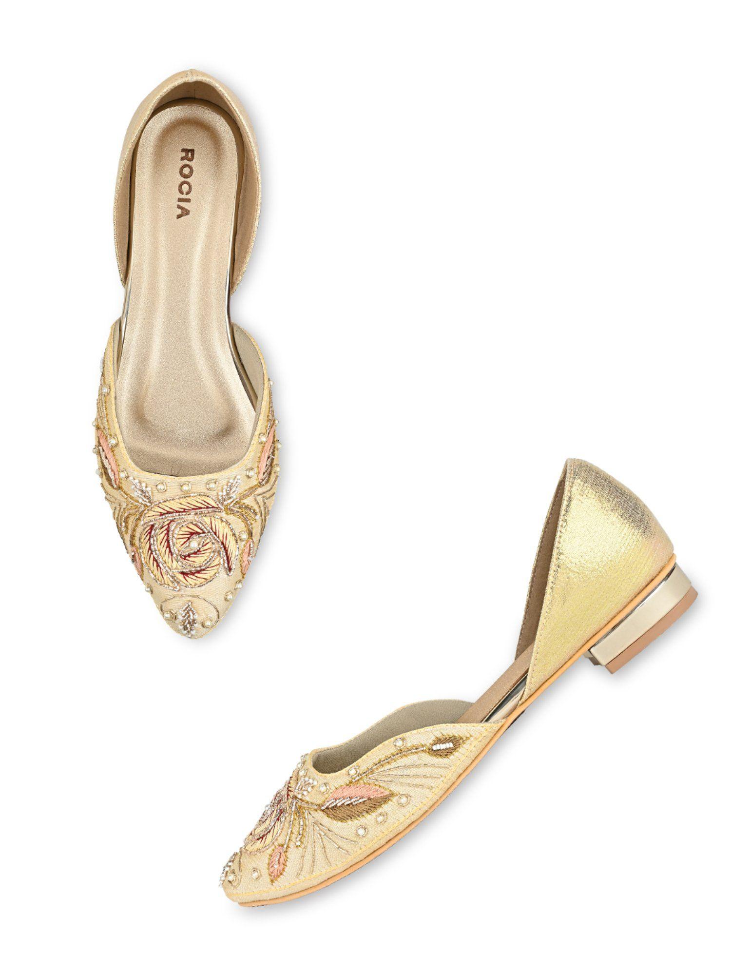 regal gold women embroidered juttis