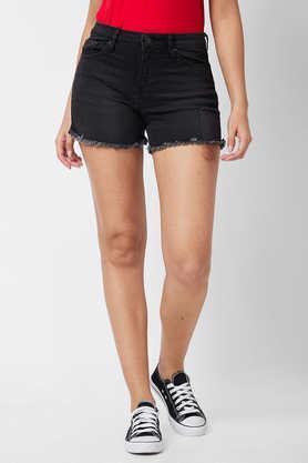 regular fit above knee blended fabric women's casual wear shorts - black