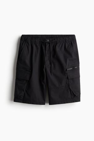 regular fit cargo shorts