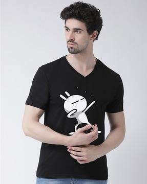 regular fit cartoon print v-neck t-shirt