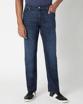 regular-fit comfort stretchable jeans