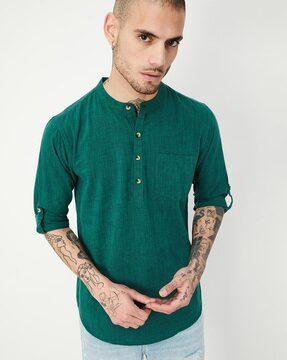 regular fit cotton short kurta with patch pocket