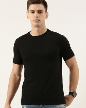 regular fit crew-neck t-shirt with short sleeves