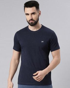 regular fit crew-neck t-shirt with short sleeves