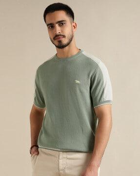 regular fit crew-neck t-shirt with short sleeves