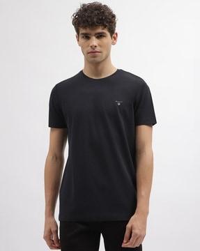 regular fit crew-neck t-shirt with short sleeves