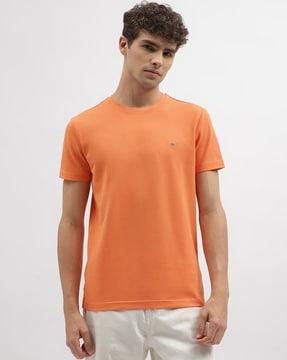 regular fit crew-neck t-shirt with short sleeves