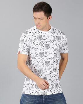 regular fit geometric print crew-neck t-shirt