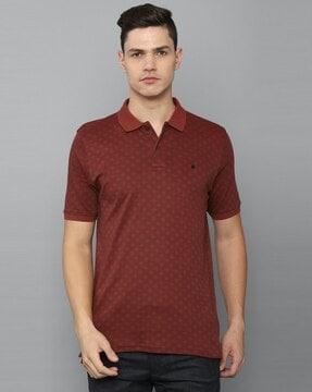 regular fit geometric print polo t-shirt