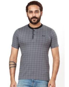 regular fit geometric print round-neck henley t-shirt