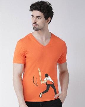 regular fit graphic print v-neck t-shirt