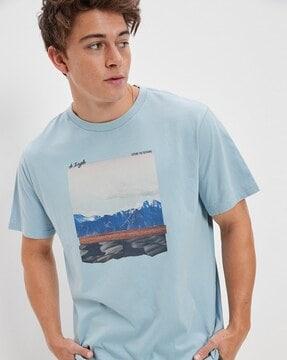 regular fit grpahic print crew-neck t-shirt