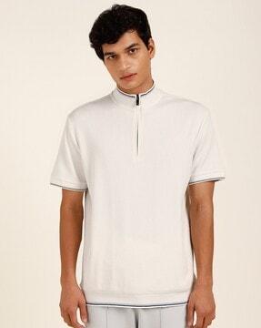 regular fit high-neck t-shirt with ribbed hem