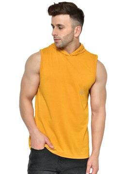 regular fit hooded sleeveless t-shirt